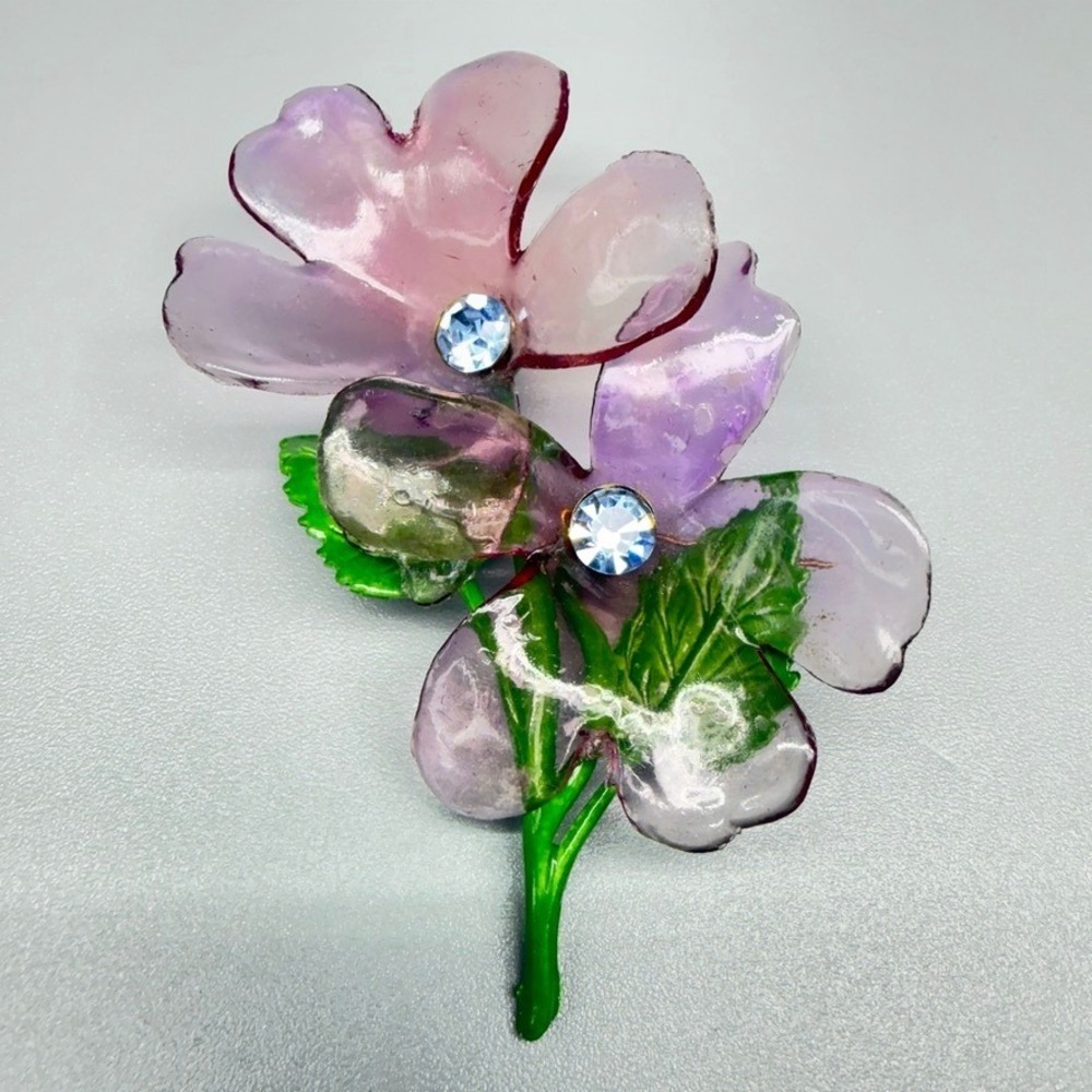 VTG Purple Celluloid Cellulose Acetate & Enamel Flower Brooch 1960s Flower Power
